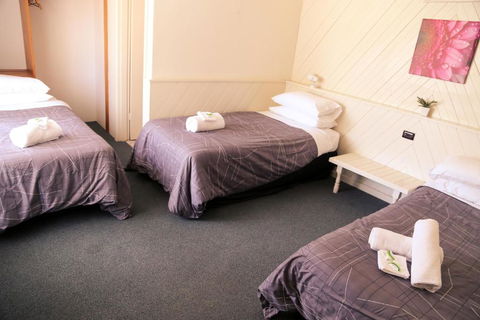 Great Western Motel - Tourism Caloundra 4