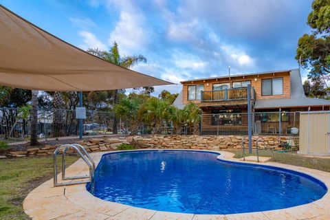 Great Western Motel Norseman - Tourism Caloundra 0