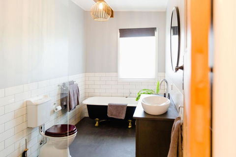 Green Door BnB - Tourism Caloundra 4