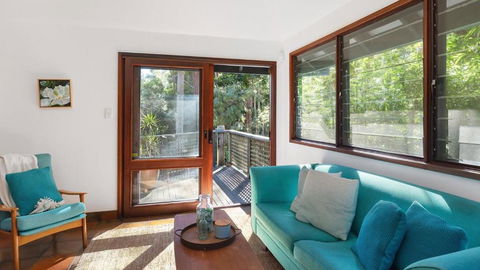 Green Escape Pearl Beach - Tourism Caloundra 1
