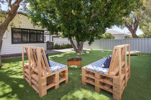 Green House - Tourism Caloundra 0