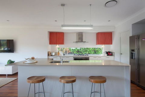 Green House - Tourism Caloundra 4