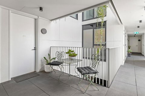 Green Living Luxury - Tourism Caloundra 1