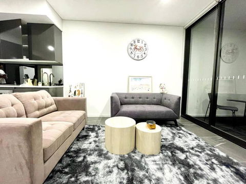 GREEN Skyline View2BR Close To Easter Show - Tourism Caloundra 0