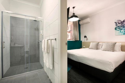 Greenacre Hotel - Tourism Caloundra 2