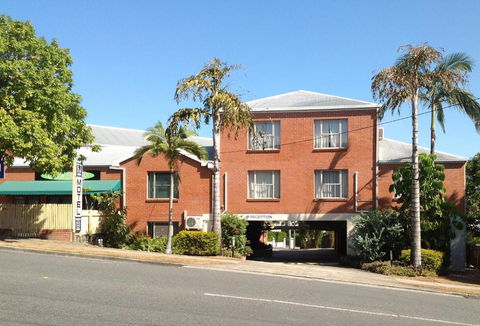 Greenslopes Motor Inn - Tourism Caloundra 0