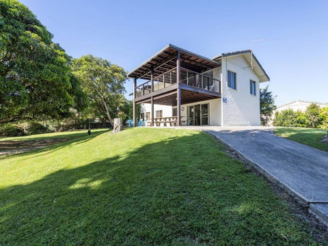 Greenwood House - Tourism Caloundra 0