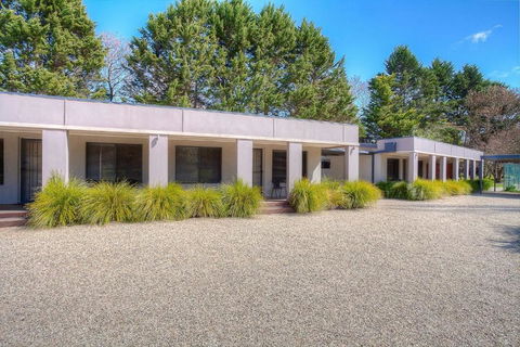 Grevillea Gardens Unit 6 - Tourism Caloundra 1