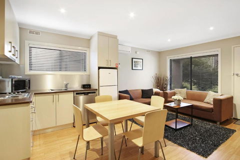 Grevillea Gardens Unit 6 - Tourism Caloundra 4