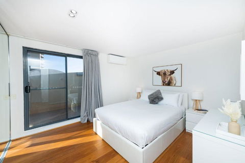 Griffin 184 - Tourism Caloundra 4