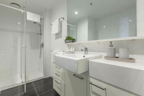 Groovy Apt Near Casino W Parking & Heated Pool - Tourism Caloundra 2