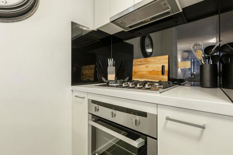 Groovy Apt Near Casino W Parking & Heated Pool - Tourism Caloundra 3