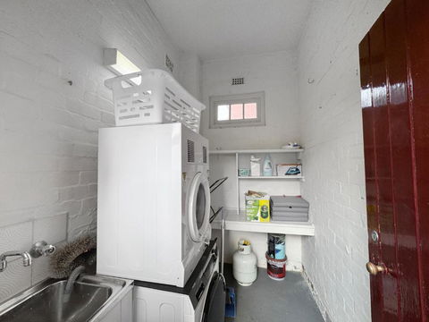 Ground Floor Apartment, 250 Metres To The Beach - Tourism Caloundra 3