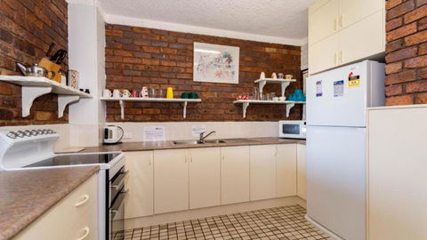 Ground Floor With Water Views And Pool! - Tourism Caloundra 3