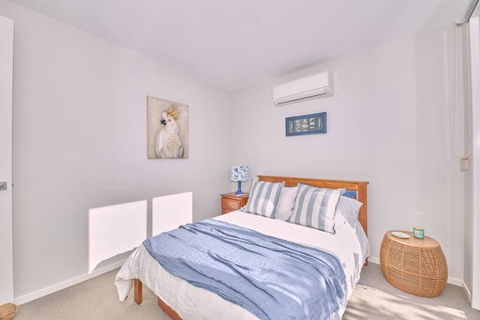 Grove Hideaway - Peaceful 2 Bed Townhouse - Tourism Caloundra 1
