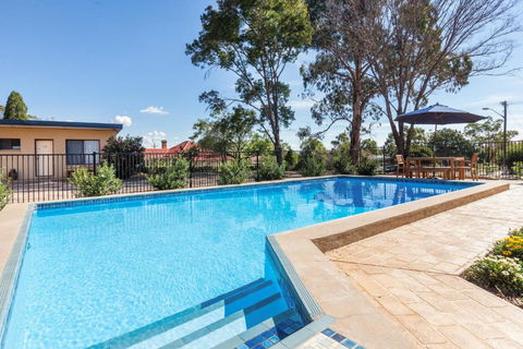 Gulgong Motel - Tourism Caloundra 2