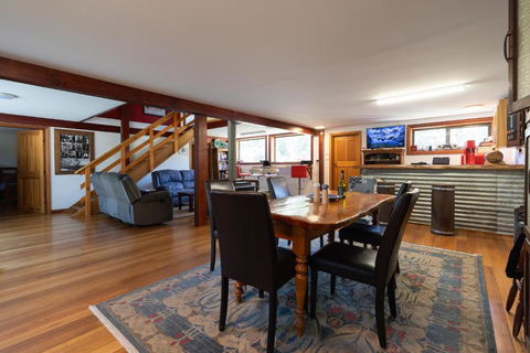 Gulkula2 Wildlife Retreat - Tourism Caloundra 0