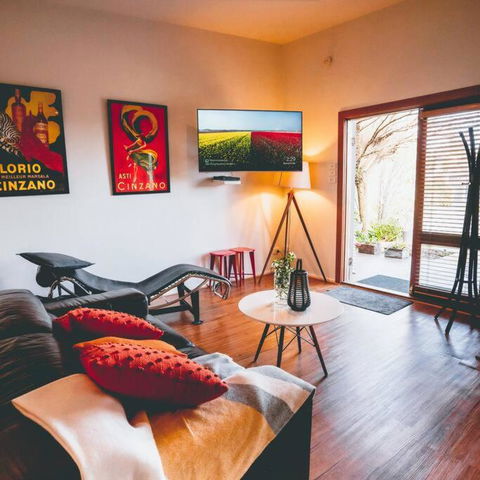 Gullyview Spa Cottage Daylesford- Walk To Town - Tourism Caloundra 0