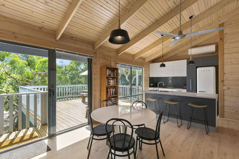 Gumble Haven - Tourism Caloundra 3