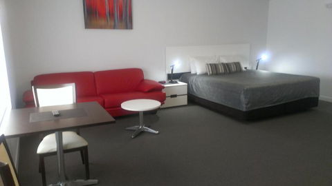 Gunnedah Lodge Motel - Tourism Caloundra 4