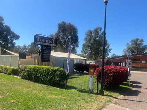 Gunnedah Tourist Caravan Park - Tourism Caloundra 1