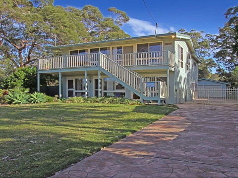 Gunyah - Tourism Caloundra 0