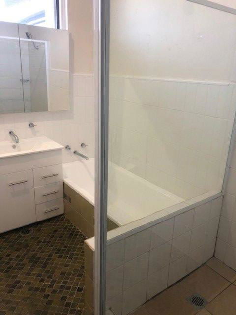 Gunyah Hotel - Tourism Caloundra 1