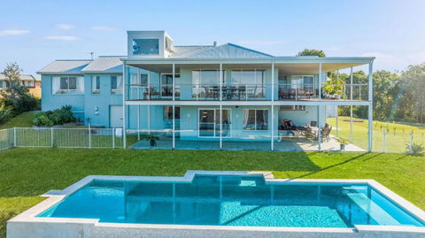 Gwandalan Grounds - Tourism Caloundra 0