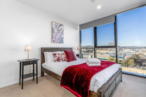 Grand Central Towers Apt Resort-Style Amenities - Tourism Caloundra 0