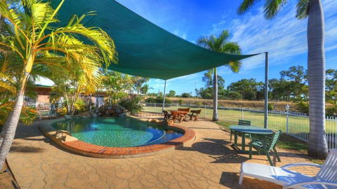 Heritage Lodge Motel - Tourism Caloundra 3