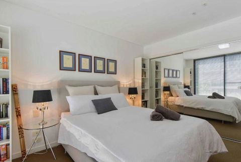HAZEL Chapel St Socialite. Pool, Spa & Gym - Tourism Caloundra 2