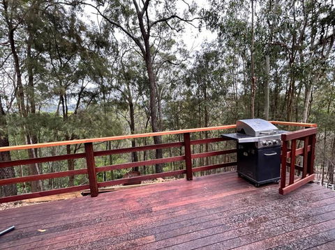 Hill Dweller Hideout - Tourism Caloundra 1