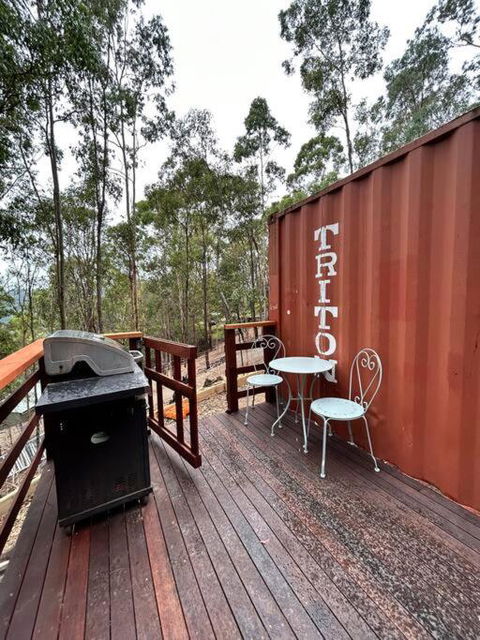 Hill Dweller Hideout - Tourism Caloundra 2