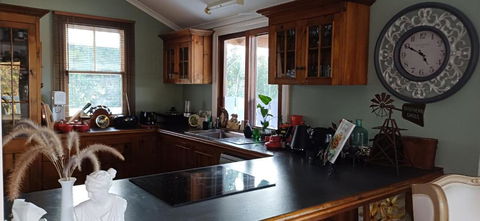 Homestead BnB - Tourism Caloundra 2