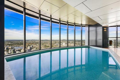 Imagine 4 Bedroom Apartment - Tourism Caloundra 1