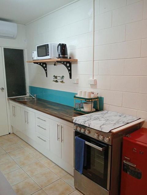 Innisfail Riverfront Motel - Tourism Caloundra 2