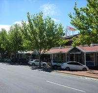 Adelaide Travellers Inn Backpackers Hostel - Tourism Caloundra