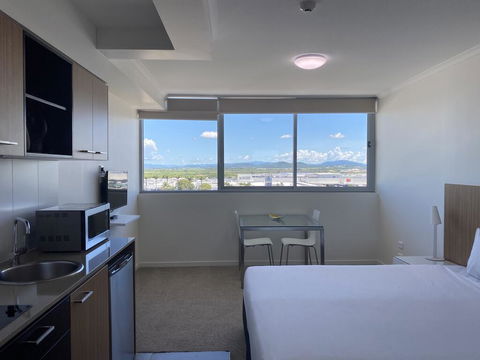 Airtrip Apartments On River Street, Mackay - Tourism Caloundra 3
