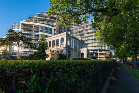 Albert Park City View Stylish 1 Bedroom Apartment - Tourism Caloundra 0
