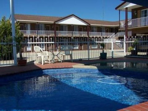 Albury Classic Motor Inn - Tourism Caloundra 0