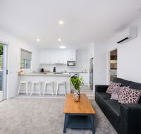 Albury Yalandra Apartment 4 - Tourism Caloundra