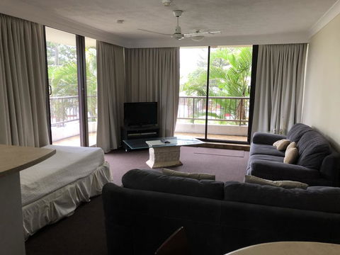 Alexander Holiday Apartments - Tourism Caloundra 2