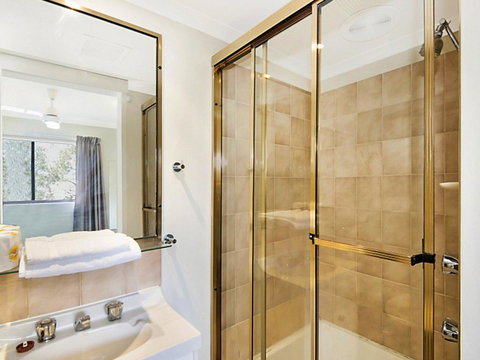 Allamanda Retreat 37 - Tourism Caloundra 3