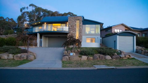 Alpine Air - Tourism Caloundra 0