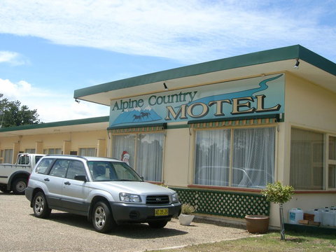 Alpine Country Motel - Tourism Caloundra 0