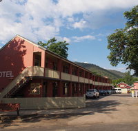 Alpine Hotel Bright - Tourism Caloundra
