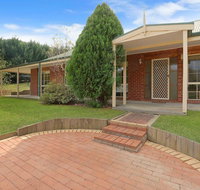 Alpine Mist - Spacious 5 bedroom home - Tourism Caloundra