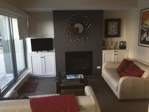 Alto 203 - Tourism Caloundra 3