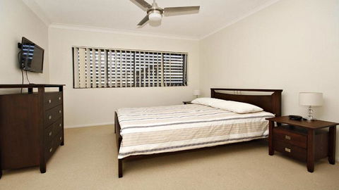 Amalfi Unit 11, - Above All Else - 50 King Street - Tourism Caloundra 1