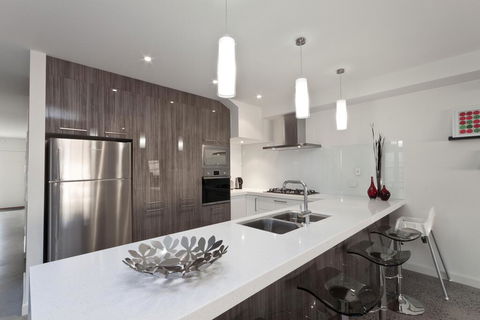Amaroo - Tourism Caloundra 2